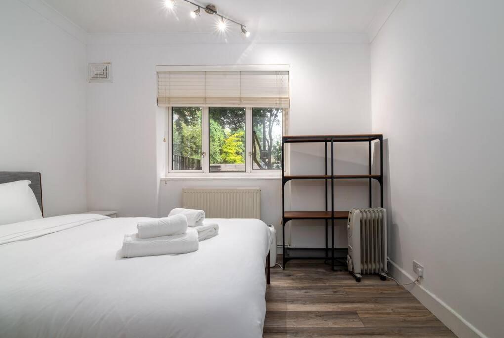 Stylish And Well Equipped Flat In Stockwell Apartment London Ngoại thất bức ảnh