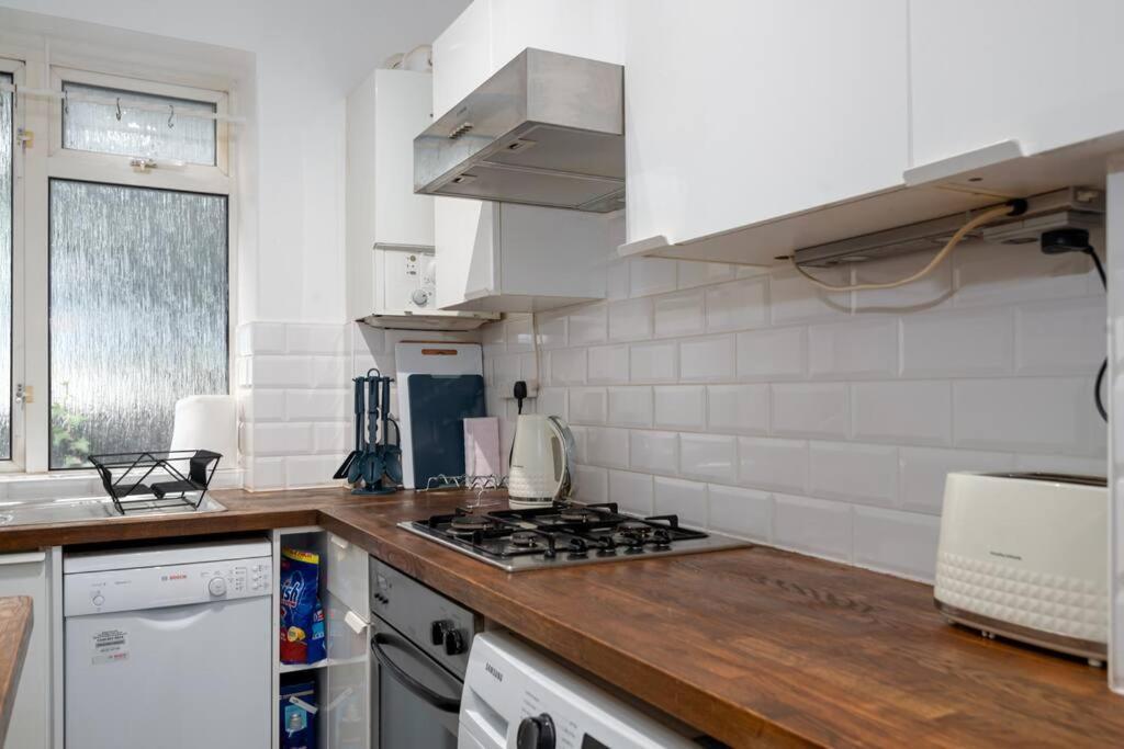Stylish And Well Equipped Flat In Stockwell Apartment London Ngoại thất bức ảnh