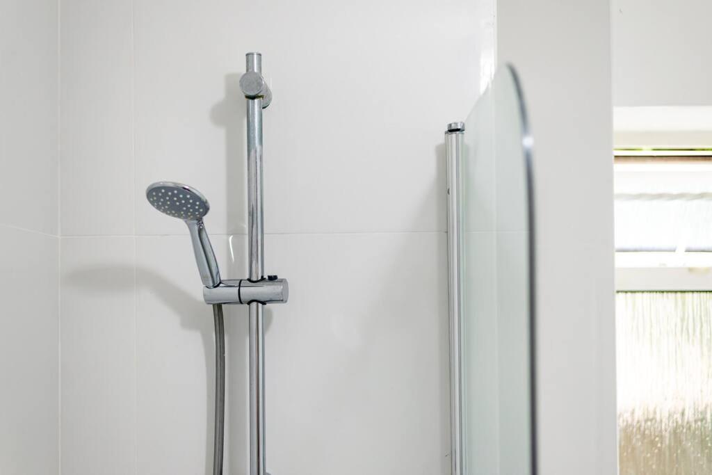 Stylish And Well Equipped Flat In Stockwell Apartment London Ngoại thất bức ảnh
