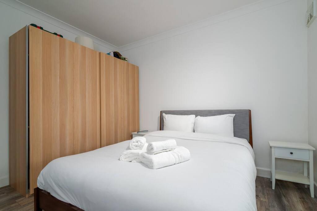 Stylish And Well Equipped Flat In Stockwell Apartment London Ngoại thất bức ảnh